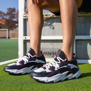 Fila Men's ray tracer Sneakers size 10.5